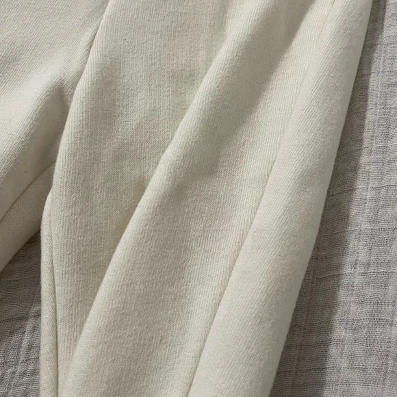 Ralph Lauren Ivory Baby Outfit with Festive Christmas Design - Picture 7 of 7